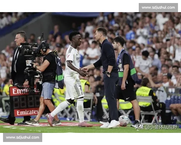 阿隆索叫停转会留住皇马 18 岁边卫 福尔蒂亚续约至 2029